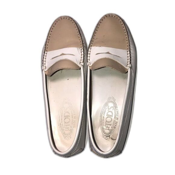TOD'S Leather Penny Loafers Women's 6.5 White Tan *U shaped Heel* Driving Shoes - Picture 2 of 11